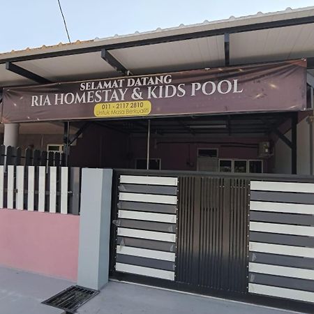 Ria Homestay & Kolam Alor Setar Esterno foto