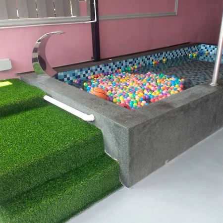 Ria Homestay & Kolam Alor Setar Esterno foto
