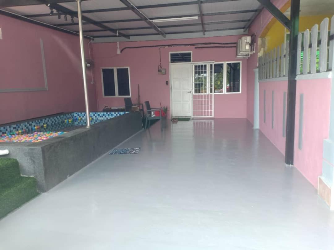 Ria Homestay & Kolam Alor Setar Esterno foto
